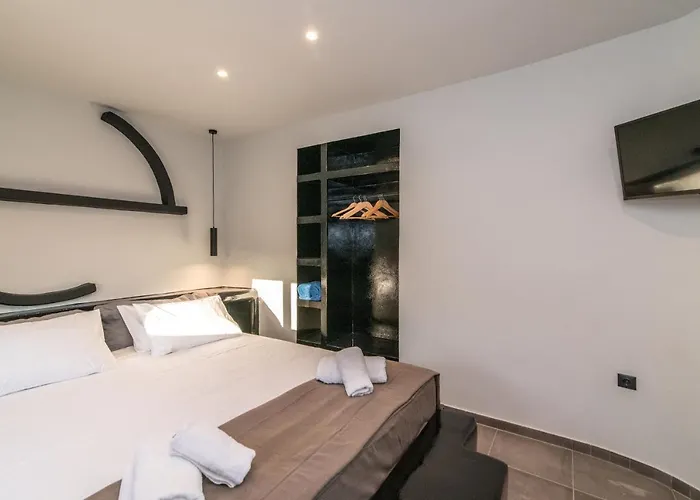 Sunset Junior Agios Ioannis (Tinos)