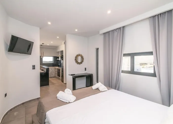 Sunset Junior Agios Ioannis (Tinos)